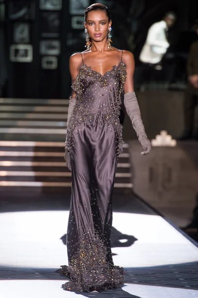 Look 17
